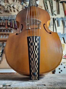 13 custom Instruments - Viola da Gamba, Bassgambe